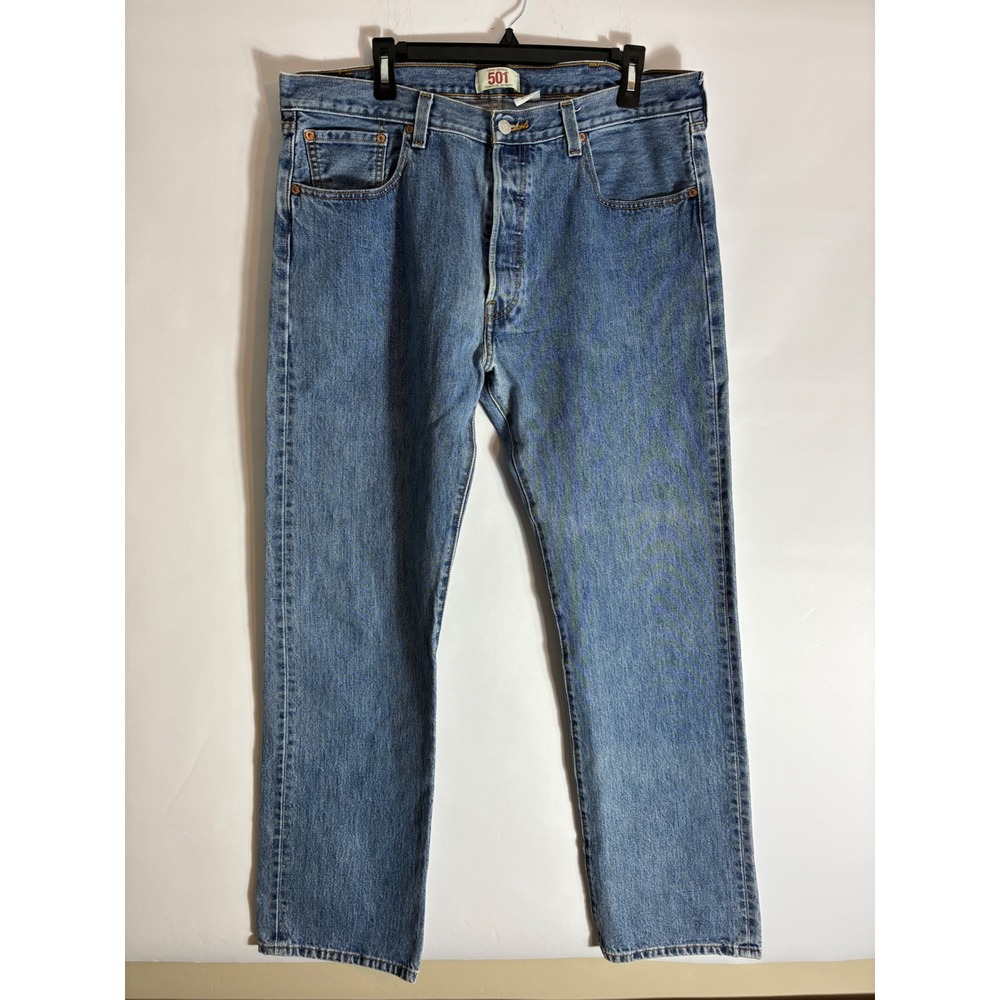 Levis 501 Original Straight Leg Jeans Medium Wash Button Fly Denim 38x32 Vintage